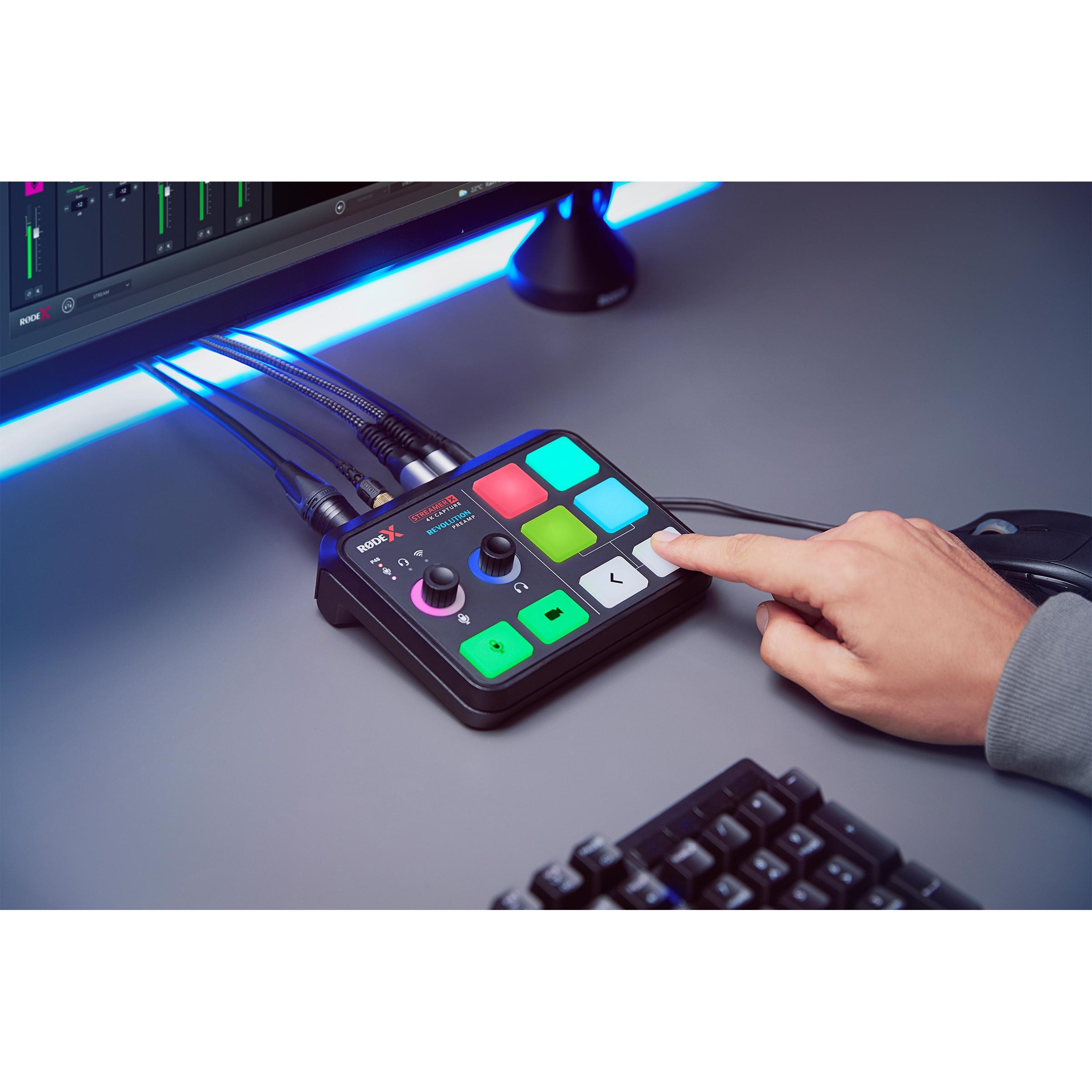 Streamer X Streamer X