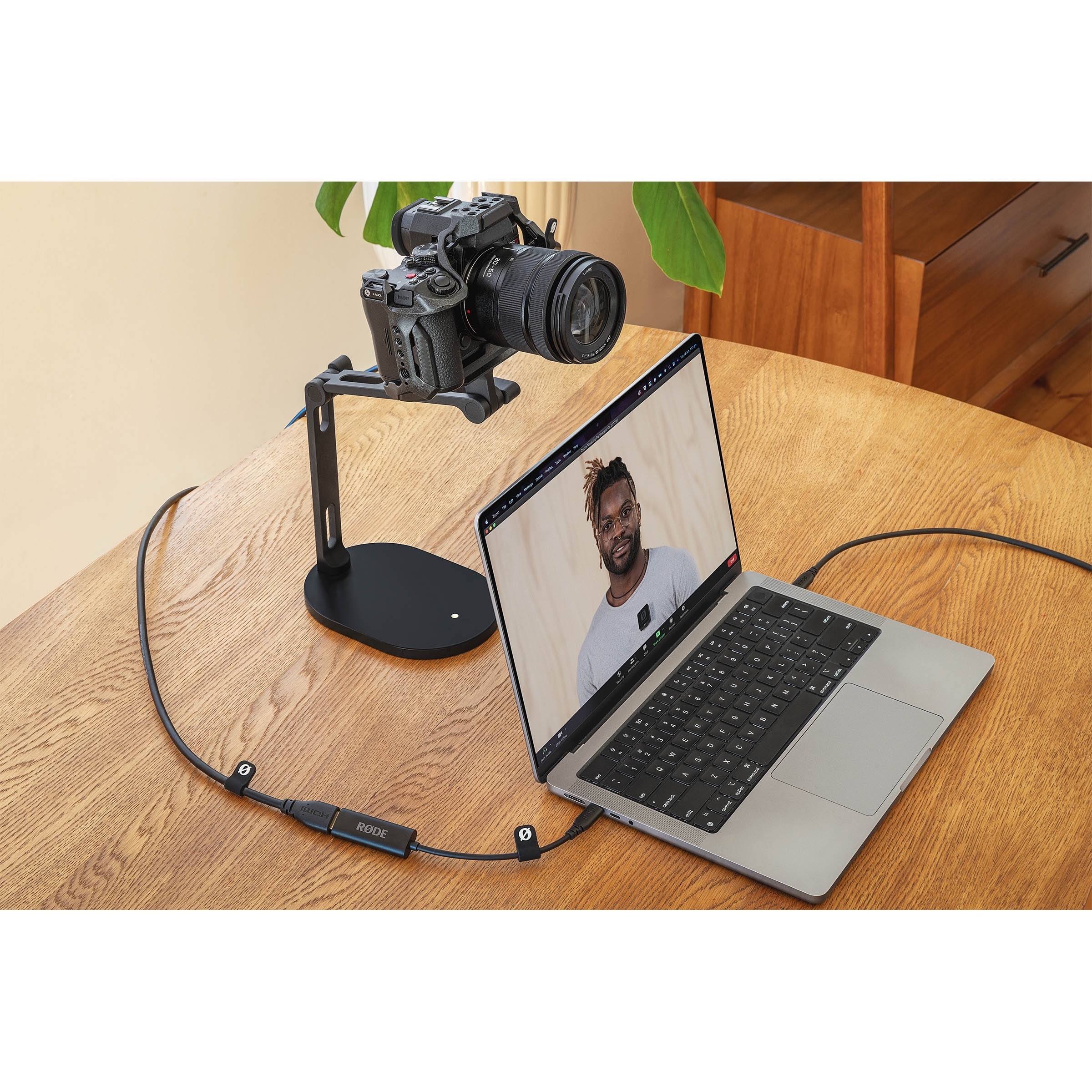 ADAPTOR-HDMITOC